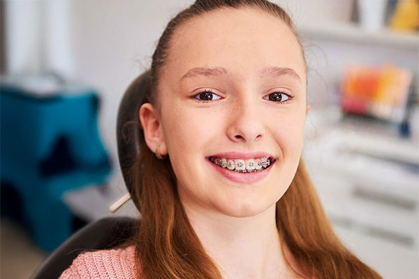 teen-smiling-2025